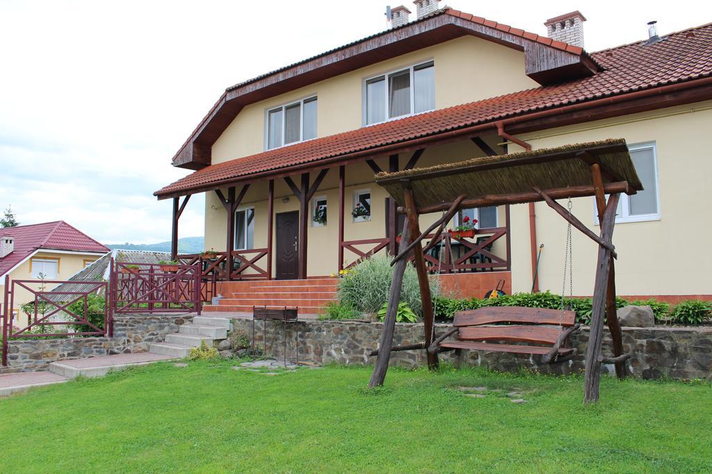Panorama Townhouse Apartment Поляна Екстериор снимка