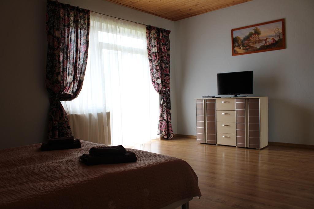 Panorama Townhouse Apartment Поляна Екстериор снимка